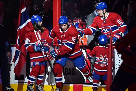 Montreal canadiens, a national hockey league team, whose nickname is 'habs', short for 'les habitants'. Sunday Habs Headlines: Canadiens showing early glimpse of promising future