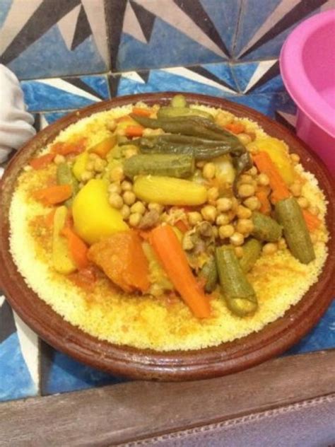 Couscous marokkanische Köstlichkeit mit Gemüse und Fleisch nach Wunsch - Rezept mit Bild ...