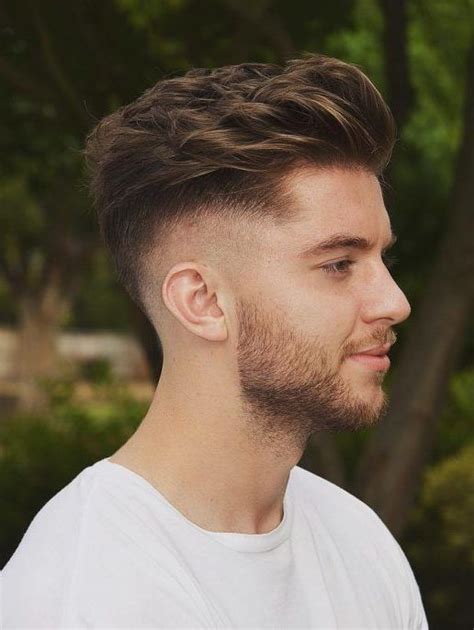 25 Best Mens Quiff Hairstyles You Will Love To Try Right Now Kapsel