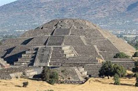 Pirámide del Sol en Teotihuacán Estado de México Lugares de interés