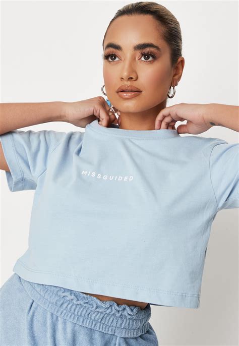 petite-blue-missguided-crop-t-shirt-missguided