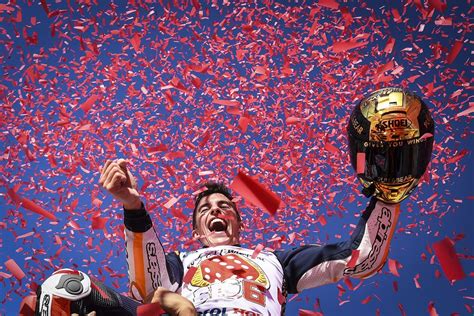 Marc Marquez Wins Second Straight Motogp Riders Title Honda Takes The