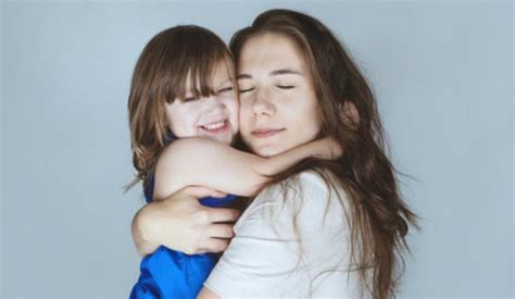 Oxitocina La Hormona Del Amor De Madre