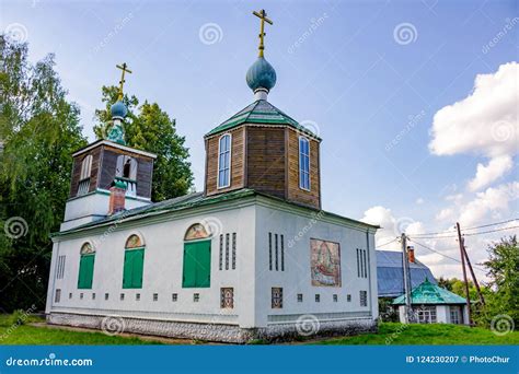 Obolenskoe Russland August 2018 Das Alte Grab Mit Dem Grab Von