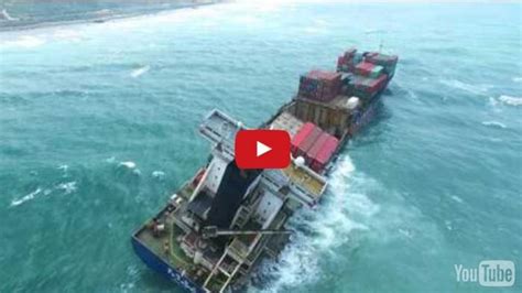 Kapal Kargo Patah Dua Di Lepas Pantai Taiwan 242 Ton Minyak Tumpah