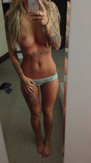 Tattooed Hottie Porn Pic Eporner