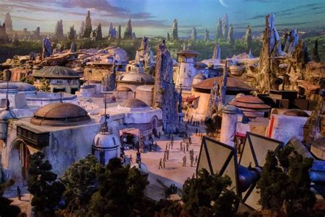 加州迪士尼《星球大战》主题园区开幕，真实还原影片，太震撼！项目