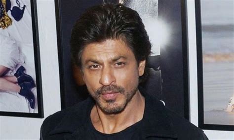 11 Inspiring Acts Of Generosity By Shah Rukh Khan Which Prove Hes A