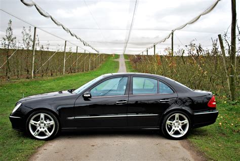 We appreciate your interest in our inventory, and apologize we do not have model details displaying on the website at this time. 2005 Mercedes-Benz E500 Avantgarde - Find Me Cars
