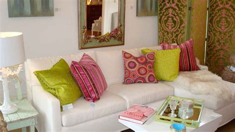 Change Sofa Look Only By Beautifying It With Throw Pillow Ideas Homesfeed