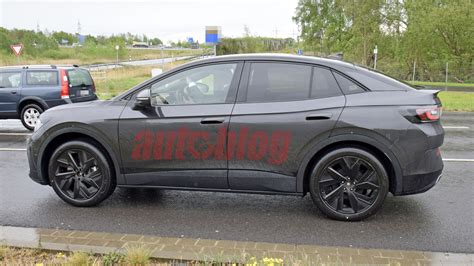 Vw Id4 Electric Crossover Coupe Variant Spied Autoblog