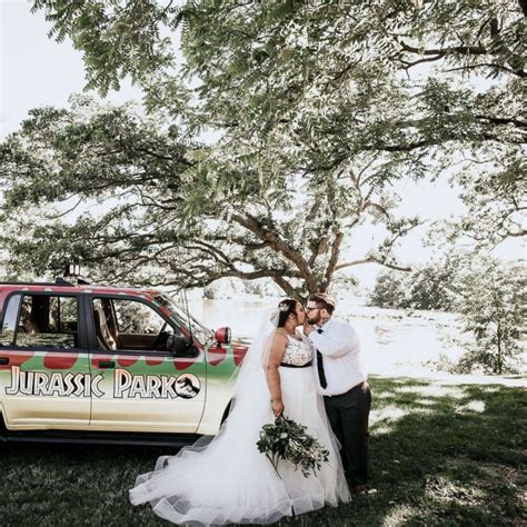 This Couples Jurassic Park Wedding Is A Must See Abc News