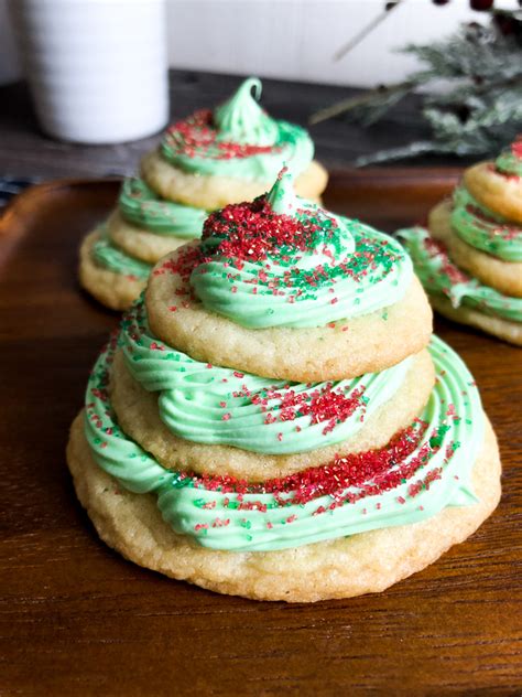 The trick lies in the chilled cookie sheet and the type of ricotta used, resulting in an even lighter, fluffier, cookie. Super Easy Christmas Tree Cookie Stacks - Recipe Diaries