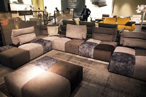 20 Modern Modular Sofas and Sectionals Ushering in Decorating Ease