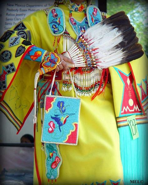Pin By Shontel M On Regalia Beautiful Beadwork Powwow Regalia