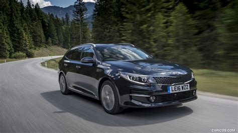 2017 Kia Optima Sportswagon Diesel Uk Spec Front Caricos