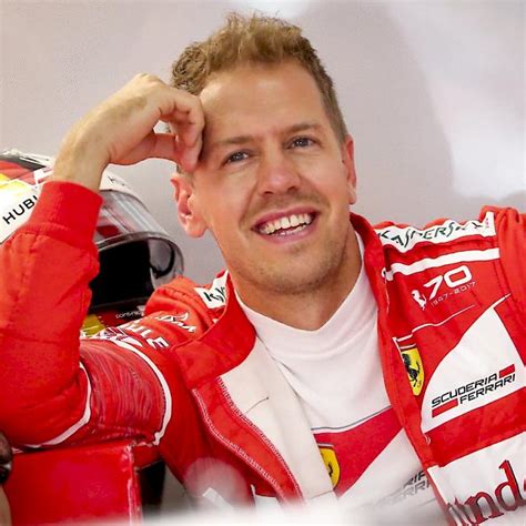 Vettel Im Training In Sepang Voran Hamilton Zurück 1815ch
