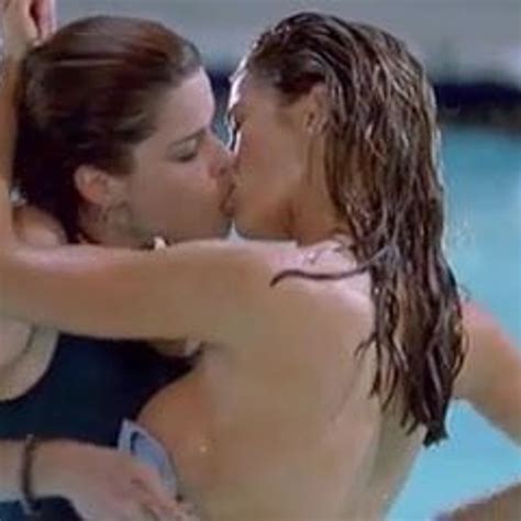 Denise Richards Nude Kissing Neve Campbell Free Porn A Fr My XXX Hot Girl