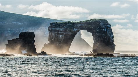 Famed Galapagos Island Rock Formation Darwins Arch Collapsed Iheart