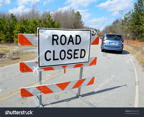 Road Closed Sign Construction Site Georgia Stock Photo 96042725