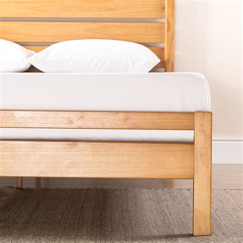 Zinus Aimee Traditional Bed Frame Pine Wood Platform With Headboard