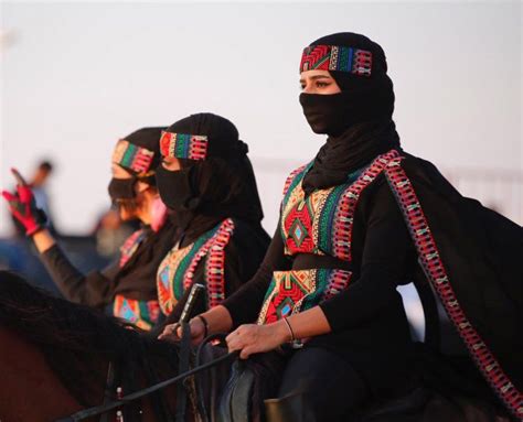 Gazala Of Arabia On Twitter Female Knight Arabian Women Women