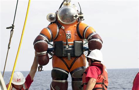 Diving Suit Early Diving Suits Heralded An Unprecedented Age Of Ocean