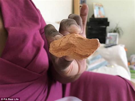 Mother Addicted To Eating Clay Quits Her Teaching Job To Sell It