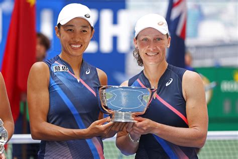 Zhang And Stosur Crowned Us Open 2021 Womens Doubles Champions 13