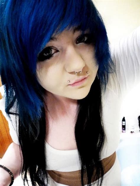 Pnehobidip Emo Girl With Black And Blue Hair Scene Hair Emo Hair Cute Scene Hair
