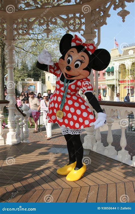 Minnie Mouse Disneyland In Paris Editorial Stock Image Image Of
