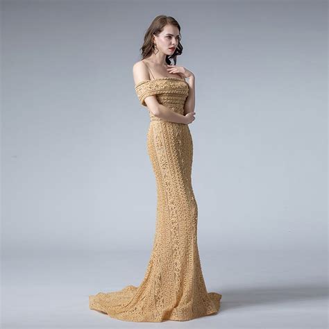 Elegant Gold Lace Evening Dresses 2019 Trumpet Mermaid Spaghetti