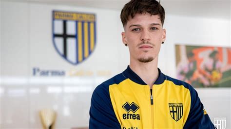 Dennis man (born 26 august 1998) is a romanian professional footballer who plays for fcsb as an attacking midfielder or a forward. Mesajul în limba română transmis de Parma azi pe contul ...