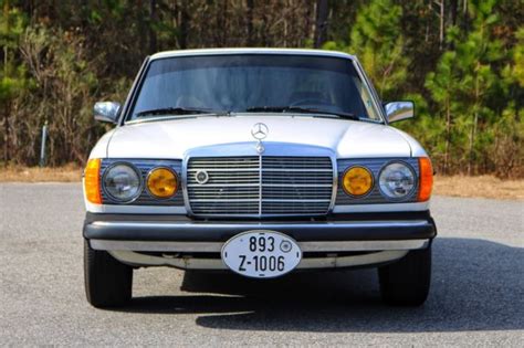 Maybe you would like to learn more about one of these? 1984 MERCEDES BENZ 300D TURBO DIESEL W123 - ORIGINAL ...