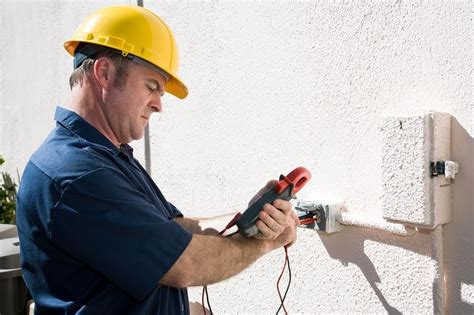 The Difference Between Home Inspectors And Building Inspectors