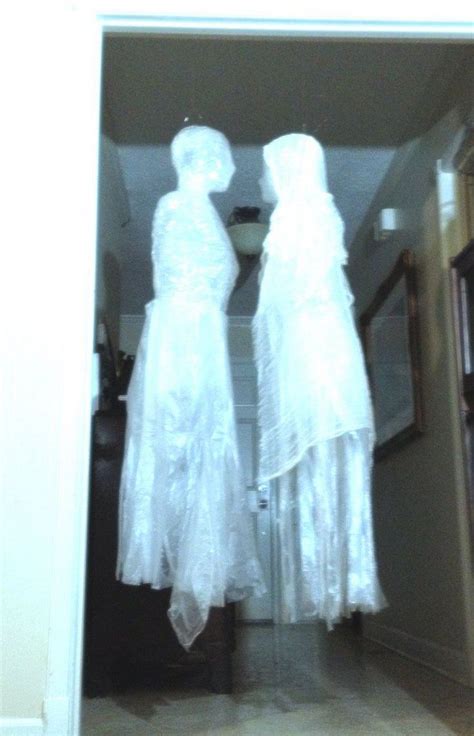 Sculpting ghosts & bodies from tape & trash bags. How to Make Packing Tape Ghost | DIY projects for everyone!