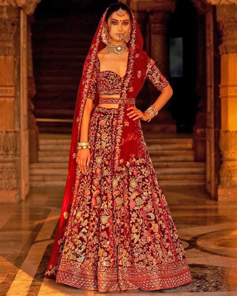 Red And White Indian Wedding Dresses Dresses Images 2022