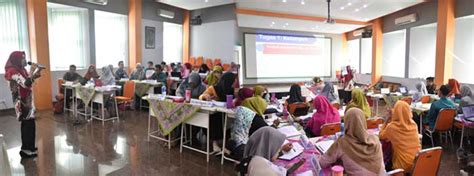 Yayasan cahaya alam cabang karawang. Kegiatan Sekolah | Sekolah Global Madani | Page 17