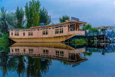 Houseboats Dal Lake Srinagar Kashmir Jammu And Kashmir State India