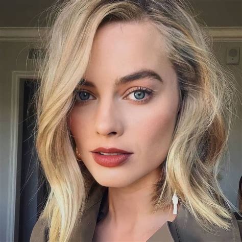 Margot Robbie Instagram