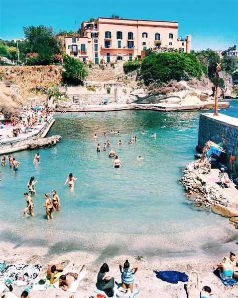 La Gaiola A Posillipo Napoli Places To Travel Europe Travel