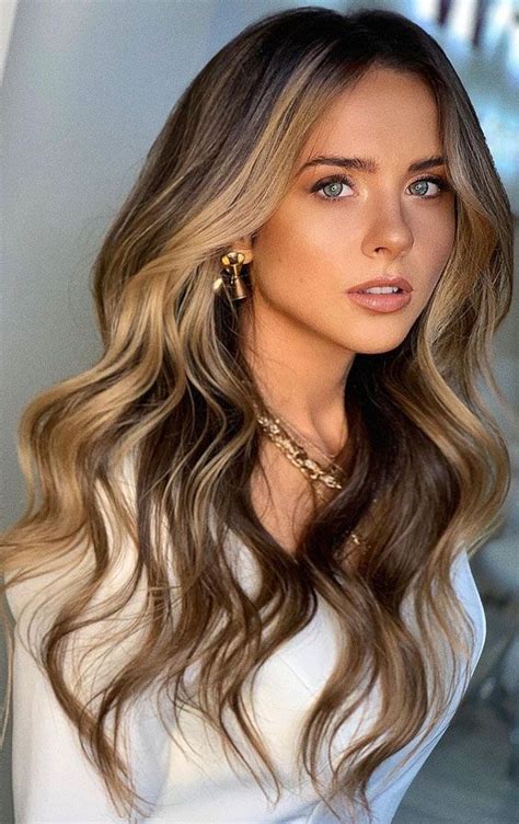 25 Chocolate Brown And Blonde Highlights Another Stylish Blonde Highlights With Brown Hair