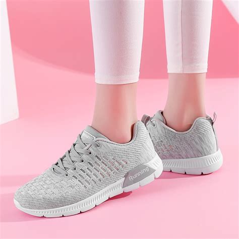 Running Shoes Women Light Breathable Sports Shoes Women Running Ladies
