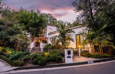 Reimagined Spanish Villa Steeped In Hollywood History 4 Photos Dwell