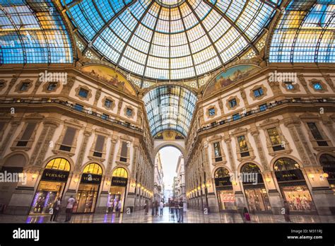 Galleria Vittorio Emanuele Ii In Milano Its One Of The Worlds Oldest