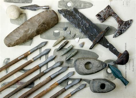 Bleiben übrig Planen Kuppel Steinzeit Werkzeuge Und Waffen Einladen