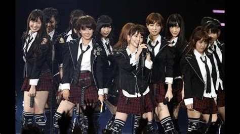 The akb48 members, rina kawaei,19, and anna iriyama, 18, received emergency surgery for cut and broken fingers after the attack in takizawa in the north of japan. Slasher Attacks 2 Members Of Japan's AKB48 Girl Band At ...