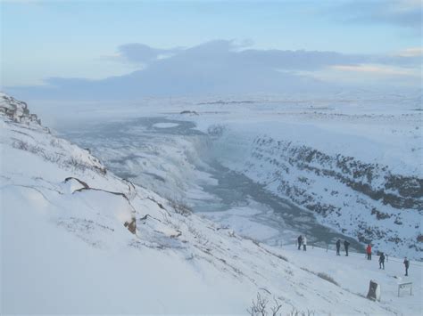 Iceland In December 5 Tips For Visiting Gullfoss In Winter