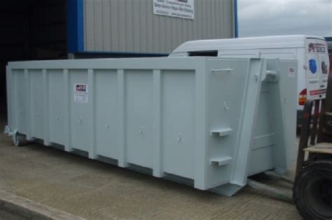 Therefore, when you go to pull the paper off the full roll, it comes off easily without you having to steady the roll. Sludge type roll on / roll off container | Pierce Waste ...
