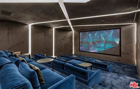 Please describe your commercial real estate requirements. 8408 Hillside Ave, Los Angeles, CA 90069 | MLS #19-499404 ...